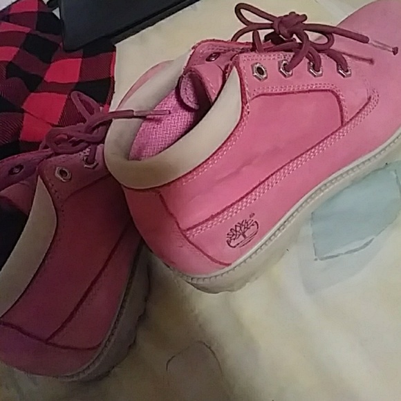 Timberlands - Picture 1 of 2